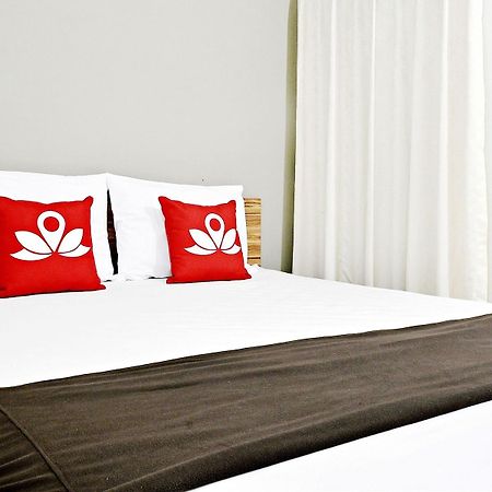 Zen Rooms Mampang Prapatan Джакарта Екстер'єр фото