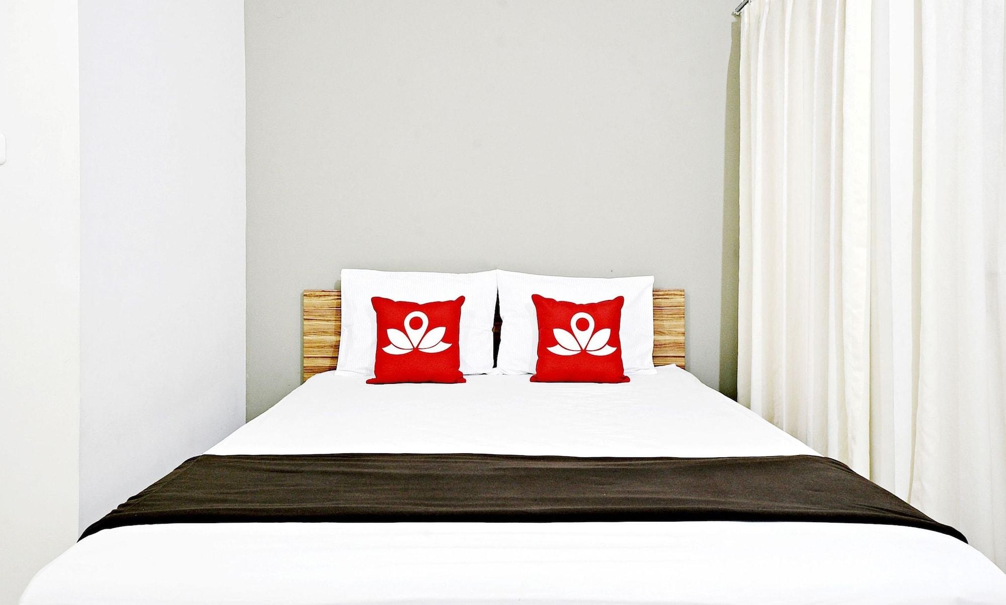 Zen Rooms Mampang Prapatan Джакарта Екстер'єр фото