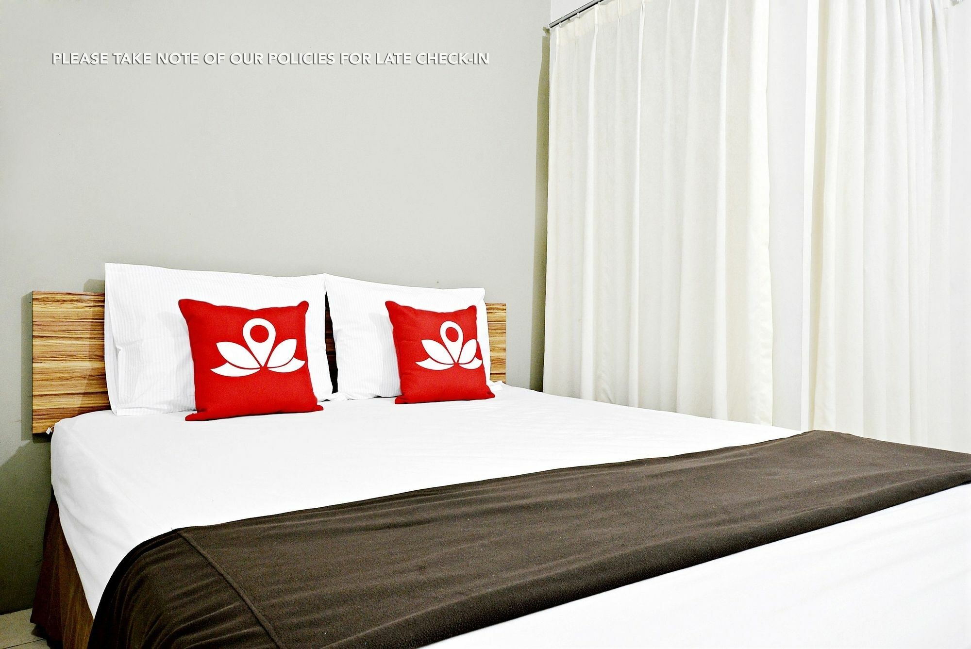 Zen Rooms Mampang Prapatan Джакарта Екстер'єр фото