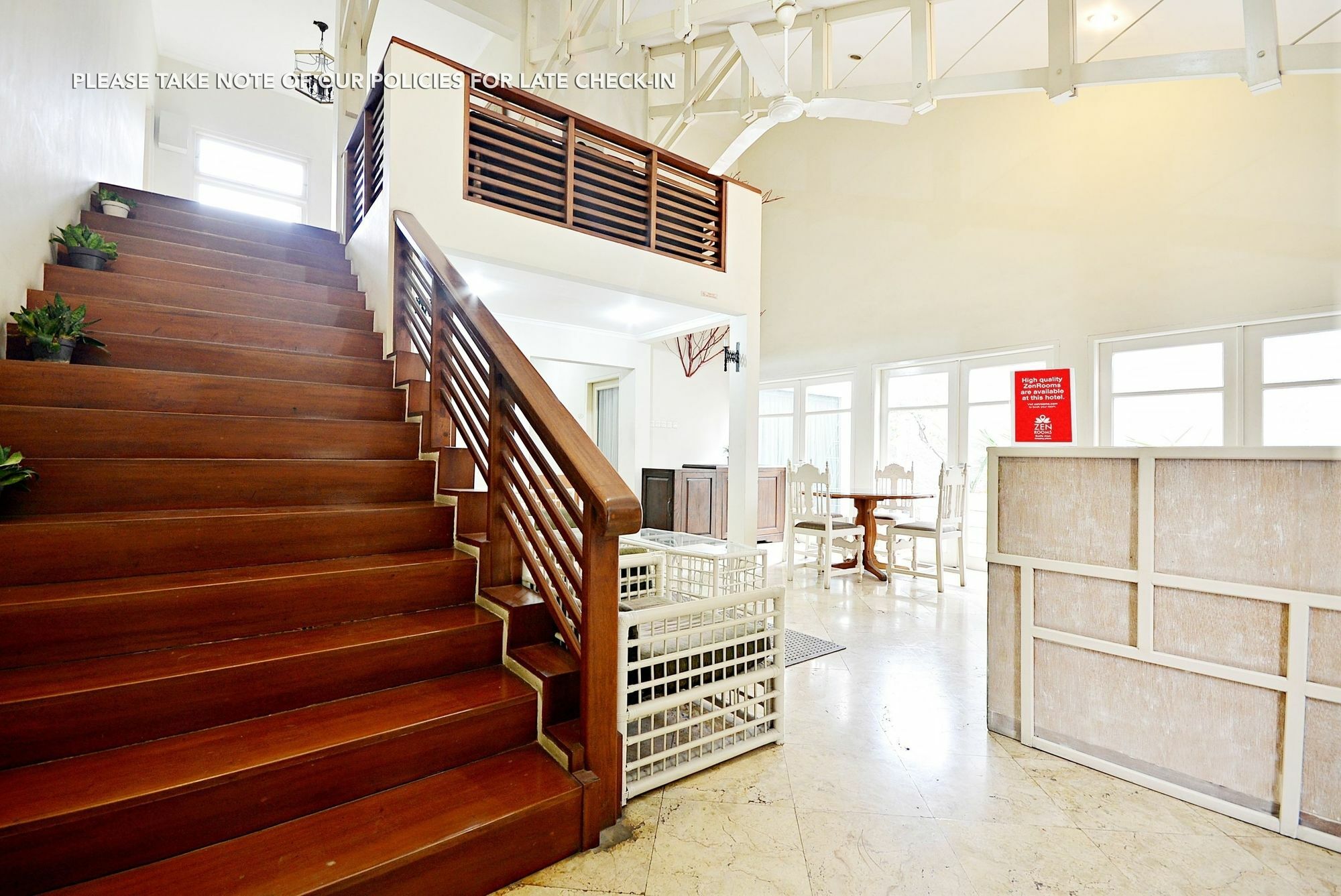 Zen Rooms Mampang Prapatan Джакарта Екстер'єр фото